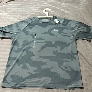 Under Armour Men's Short Sleeve Camo Tee - Gray